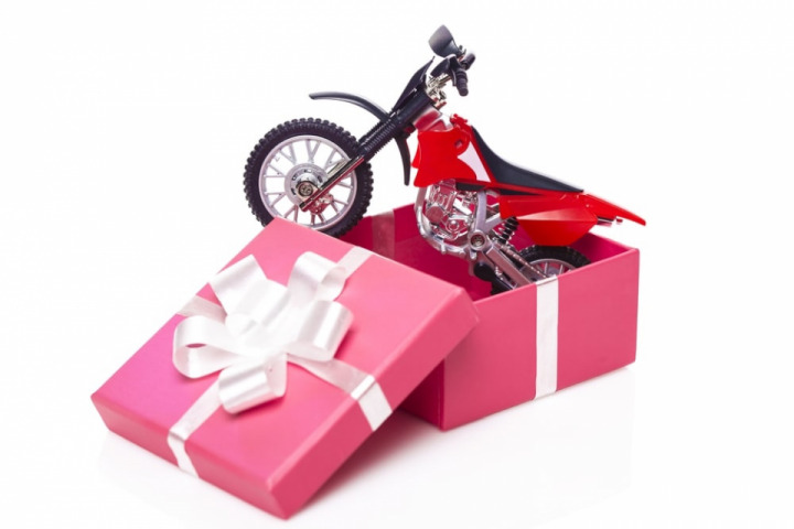 The list of gifts for a biker