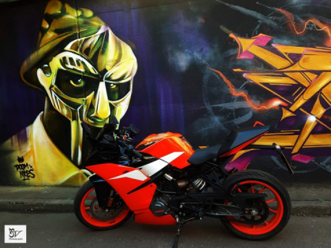 Graffiti's tunnel ( Peterborough)