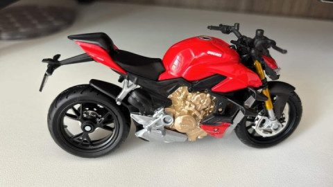 Now my son has his own Streetfighter