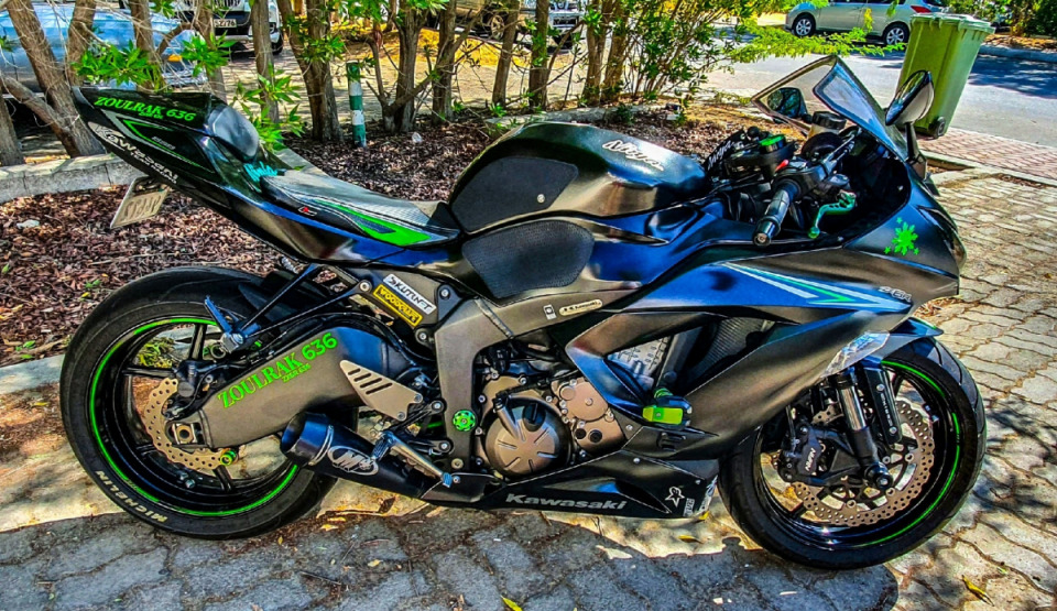 My 2016 ZX6R 636. 4years and counting.