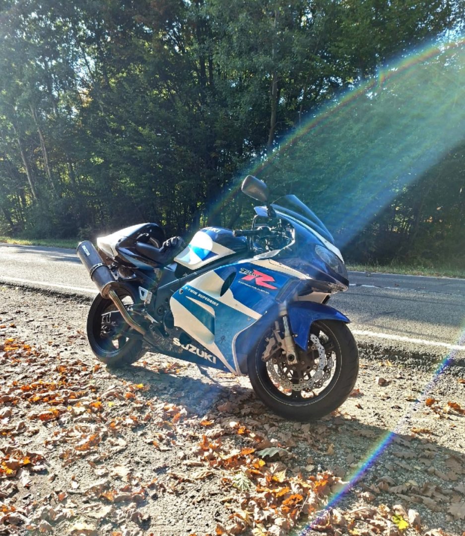 Today we are enjoying the colors of autumn in the Chevreuse Valley