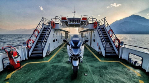 K1600 on Ferry