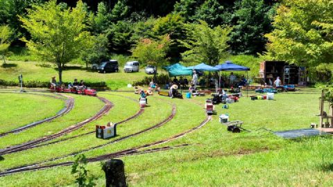 It was hot today 31℃ at the resort 39℃ at home 