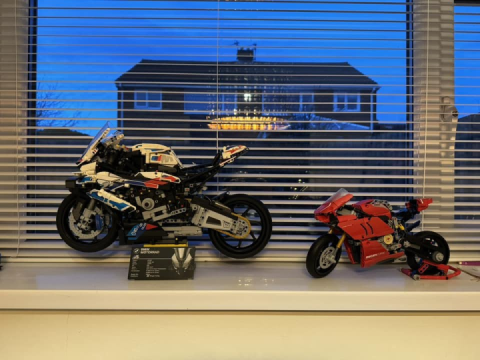 Lego M1000RR