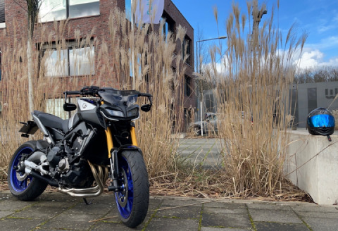 Neuer Auspuff und Spiegel gewechselt.. ?