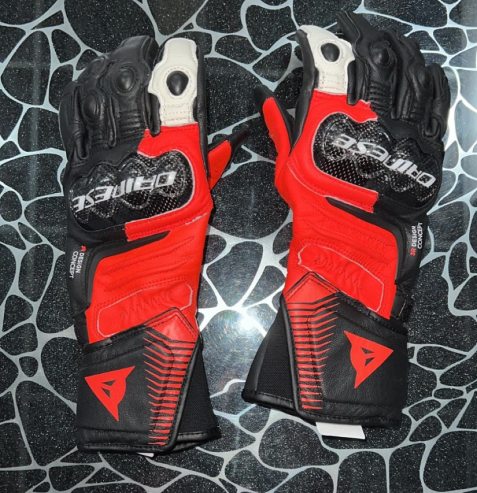 Got me a new pair of Gloves ?