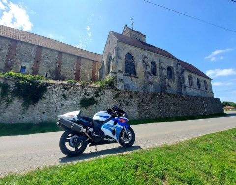 With this beautiful weather, I offer myself a quiet little outing, barely 200km,