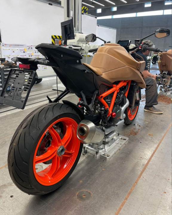 KTM 1390 SuperDuke R