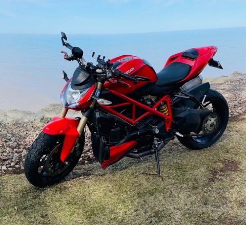 848 Streetfighter, the best I have ever ridden