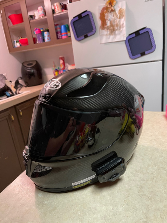 HJC RPHA 11 Pro Carbon