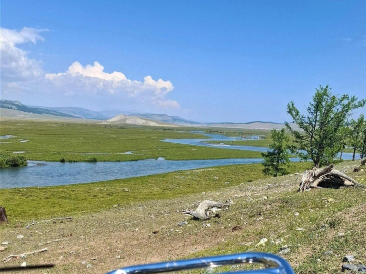 I've been riding Mongolia for a week. Both the views and road quality have been wild