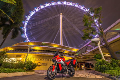 The Singapore Flyer