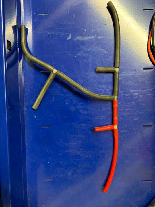 Vacuum line change and expansion tank lines