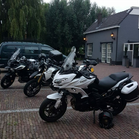 Ritje van Wie rijdt? zuid holland