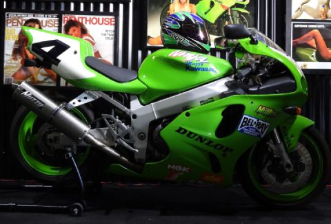 Fitted the correct style Muzzy muffler this arvo...