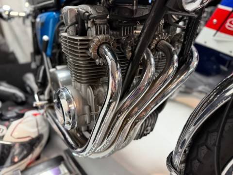 Some more photos from Mike Pero's Motorcycle Gallery