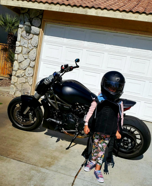 Another short ride thru the neighborhood on my other Ducati