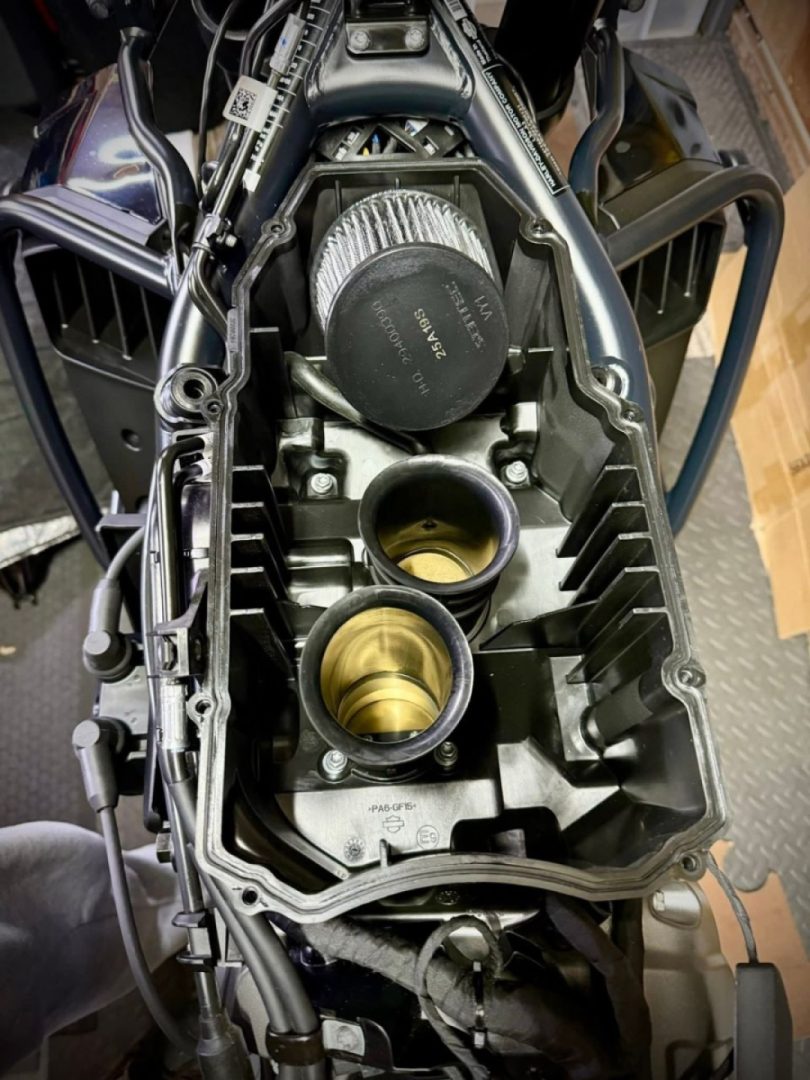 I installed this screaming eagle extreme flow filter…