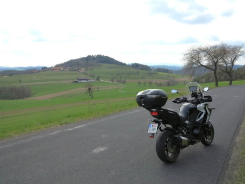 Windy but very nice round with installation of the SENA 60S