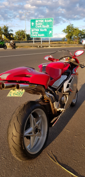Mv agusta f4 750