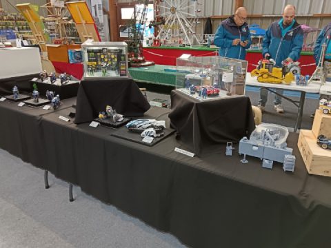 Here are a few photos from the exhibition this weekend in Montreuil-Juigné, near Angers