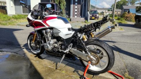 I washed the car while I was taking it apart ❕🤗