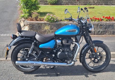 Saying goodbye... to my interceptor 350, as a new owner rides it away today.
