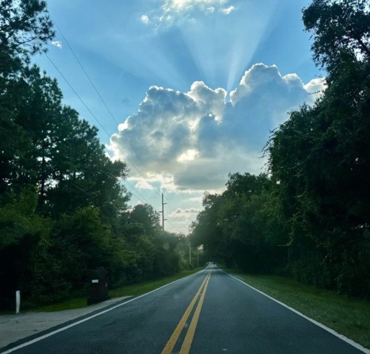 Beautiful sun rays seen while out fora drive