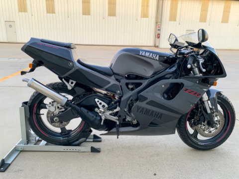 Yamaha TZR250. Best of the best