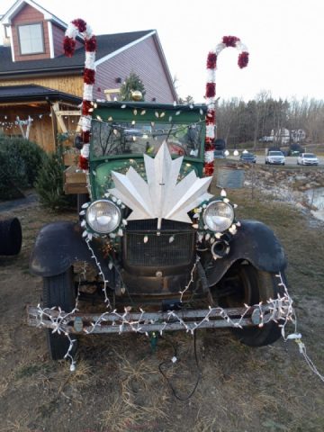 Out picking up the bread and milk before the snow and headed to Bens for a MapleMonty