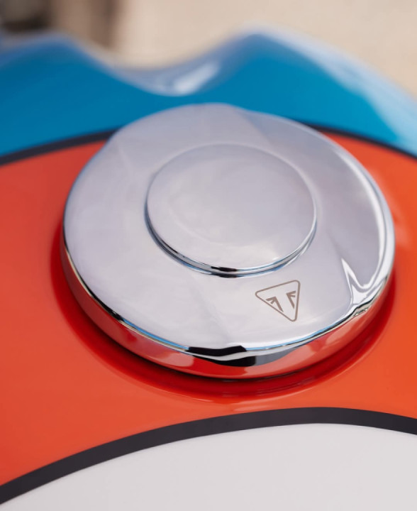 Evolved from Triumph Speed DNA, the new Speed Twin 900