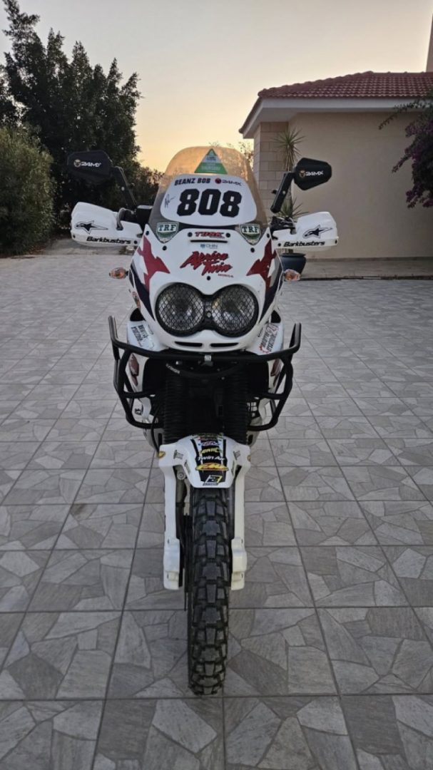 Fresh oil and filter, coolant, RK gold chain, swingarm slider and block,