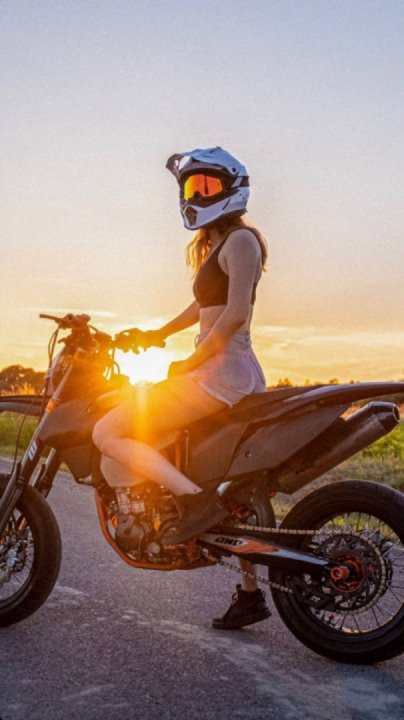 Already missing the sommer sunset ☀️