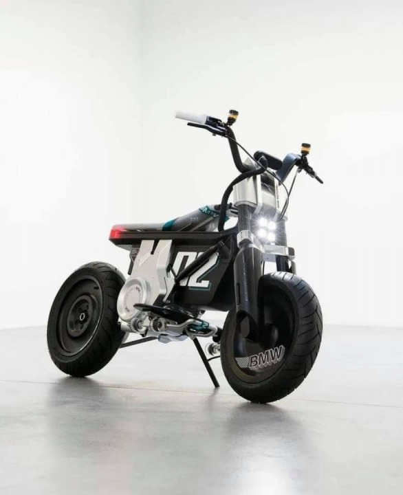 Bmw concept ce02 looks good fun. Bit bigger than the grom?