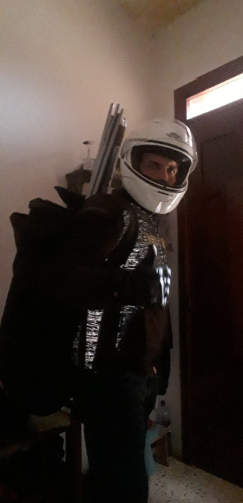 How do you carry all your training swords without a car?