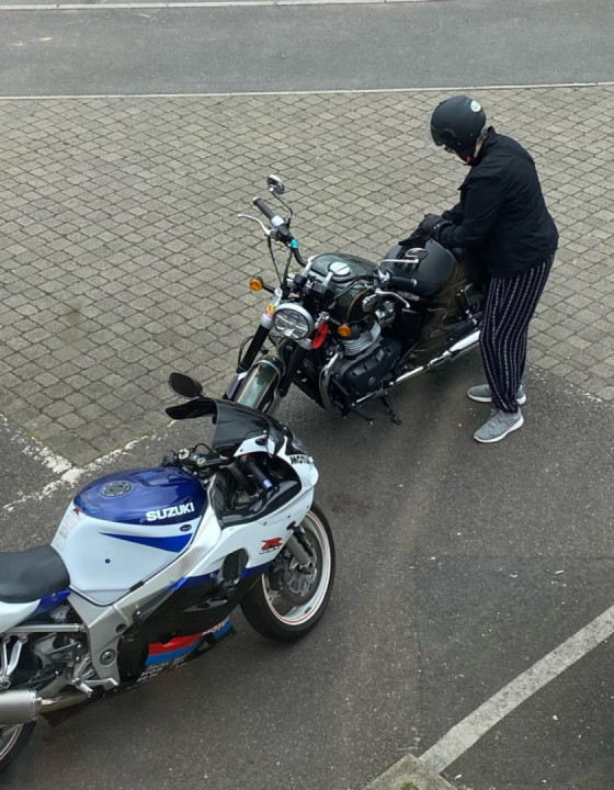 Respect to the 70Years Granny, parking next to me ??