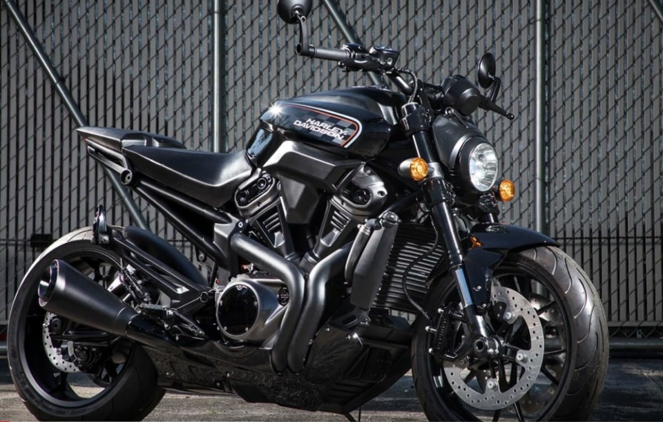 Revolution sportster deals