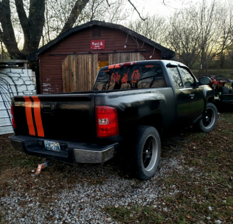 Painted my truck just gotta buff it out n she's all done??