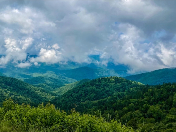 Cowee Mountain Overlook on Blue Ridge Parkway