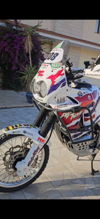 Loving my new Heavy Duties Crash Bars. Now I can give it even more Beanz 