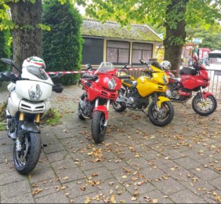 Last summer during the day a road trip with some Friend. Lunch stop by a Ducati Event.