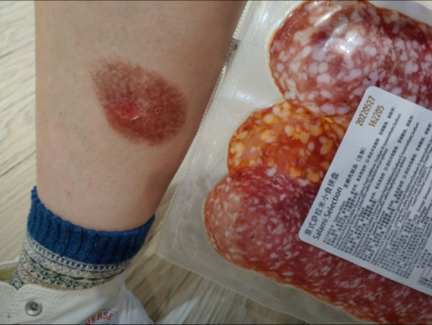 I can't look at salami without laughing anymore. Wear your pants!