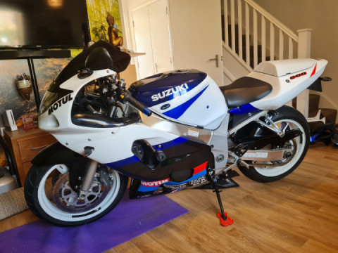 New wheels and new face lift ,all shiny to go ?