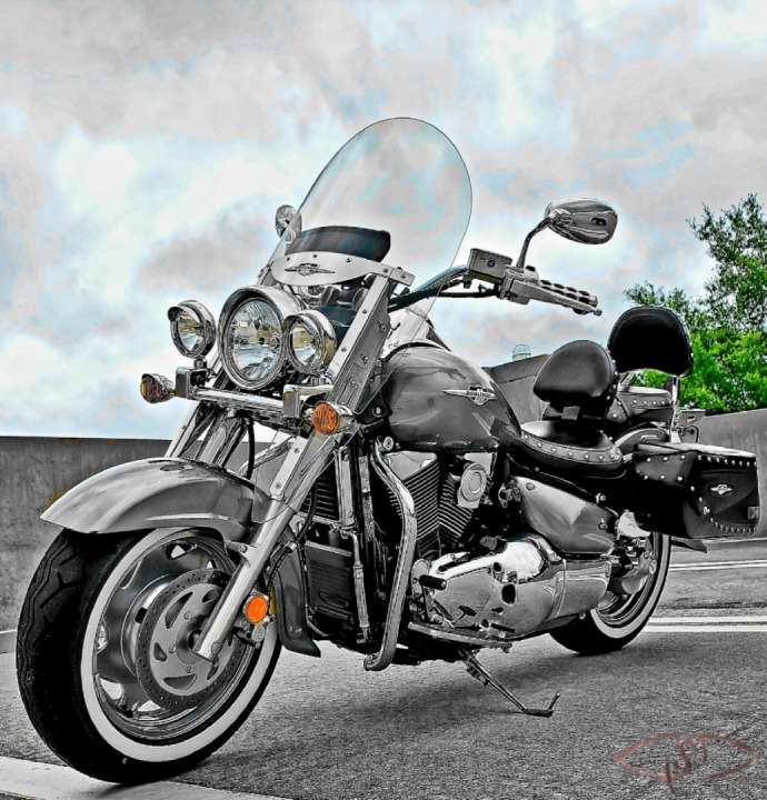 Hello everyone, I'd like you to meet #Gallega my 07' SuZuKi Boulevard C90T.