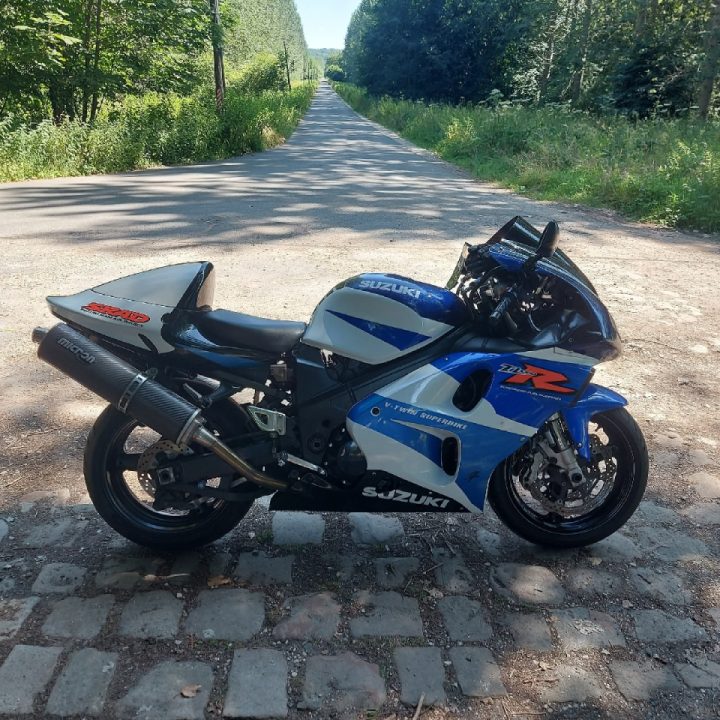 This outing is an opportunity to celebrate 3 years of riding the TLR and 29,000 km traveled