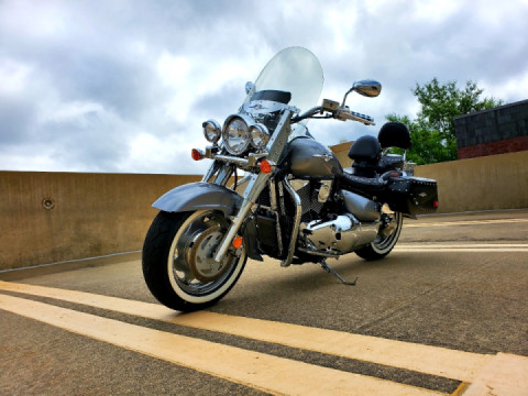 Some rooftop action before the rain .......