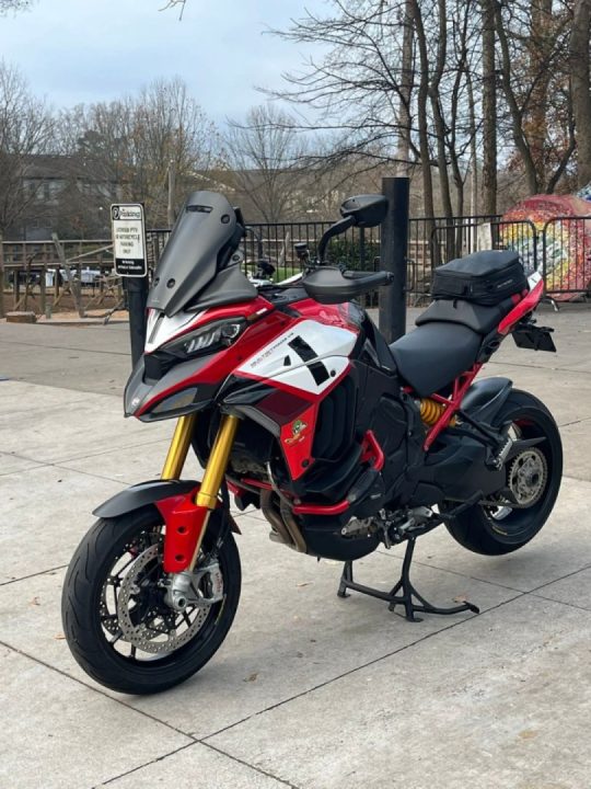 I’m bringing in the new year the right way😎