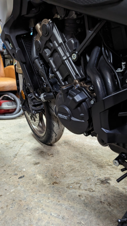 Engine guards done, fork oil change on 20k km