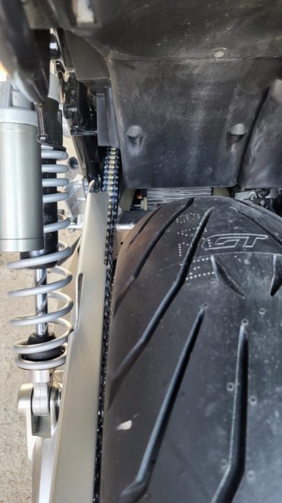 After cleaning, my bike is sparkling clean. The tires and chain are new.