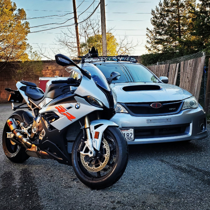 Sold my Panigale V4S & picked up this BMW S1000rr 